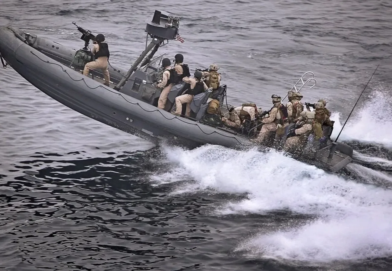 Water ocean boat usa 34101